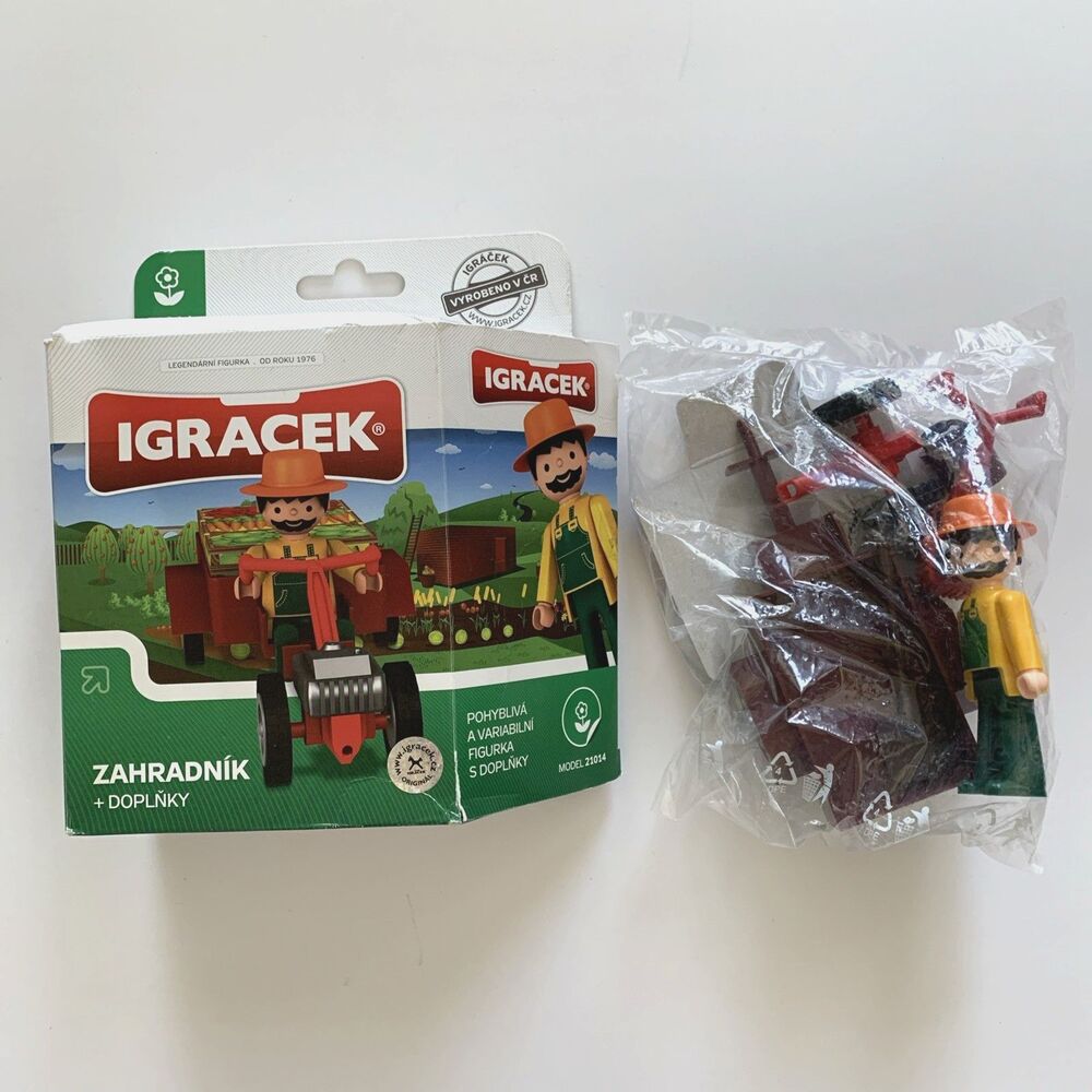 Igracek Farmer Gardener Tractor Action Figure Toy 21014 Czech Republic NEW
